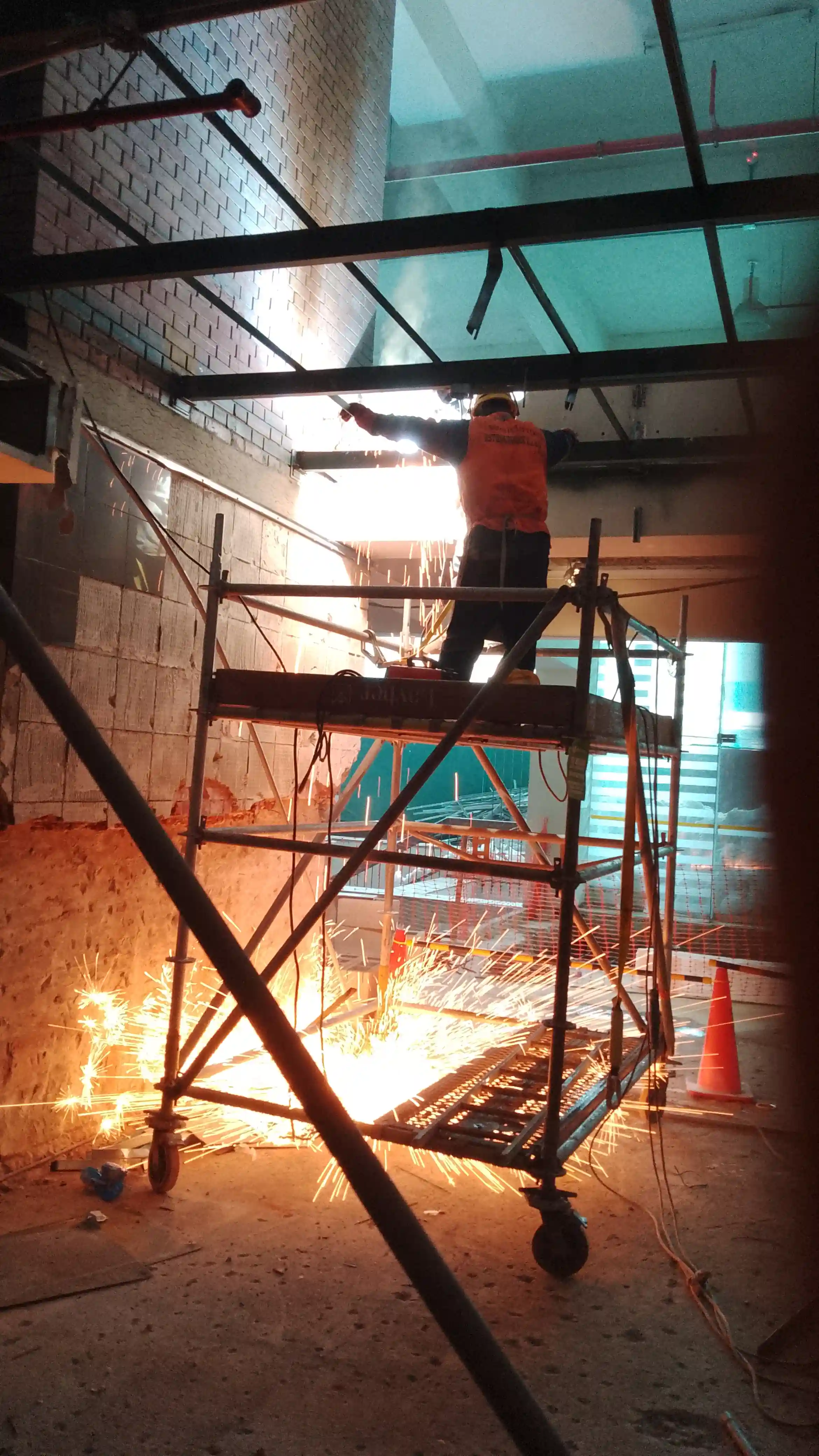 Estructuras Metálicas CC Camino Real — imagen 18